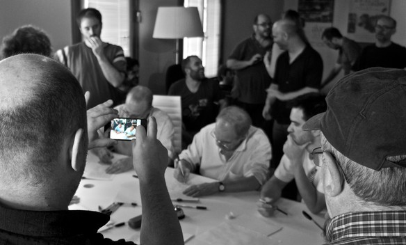 Julio di Risio y Miguel Pérez firman los documentos fundacionales Julio di Risio y Miguel Pérez firman los documentos fundacionales