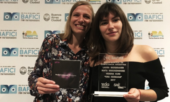 Laura Bierbrauer recibió el Premio al Mejor Montaje en el 19° BAFICI Laura Bierbrauer recibió el Premio al Mejor Montaje en el 19° BAFICI