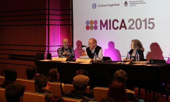 César Custodio (SAE), Miguel Pérez (SAE) y Laura Bua (SAE) en el MICA 2015