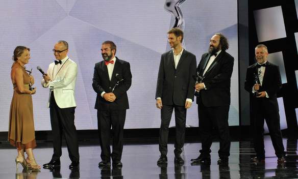 Pablo Barbieri (SAE) (EDA) recibe el Premio Platino a la Mejor Dirección de Montaje Pablo Barbieri (SAE) (EDA) recibe el Premio Platino a la Mejor Dirección de Montaje